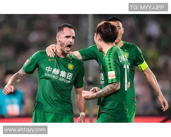 国安与鲁能激战正酣西塞精彩进球助力球队争胜